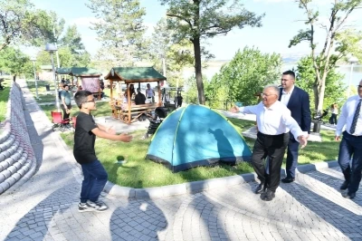 Başkan B&uuml;y&uuml;kkılı&ccedil;&rsquo;tan Sarımsaklı Barajı Mesire Alanı&rsquo;nda inceleme
