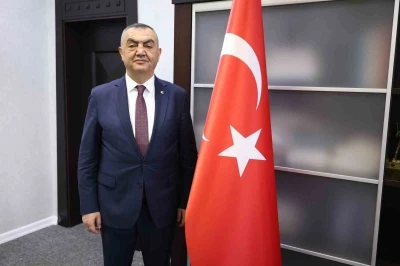 Başkan B&uuml;y&uuml;ksimitci: "15 Temmuz&rsquo;da milletimiz demokrasisine sahip &ccedil;ıktı, bug&uuml;n aynı ruhla &uuml;retmeye devam ediyoruz"
