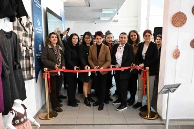 Başkan &Ccedil;er&ccedil;ioğlu&rsquo;ndan D&uuml;nya Kadınlar G&uuml;n&uuml; dolayısıyla &rsquo;Kadının İzi&rsquo; sergisi
