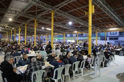 Başkan &Ccedil;er&ccedil;ioğlu, vatandaşları iftar sofrasında buluşturuyor
