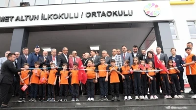 Başkan Çolakbayrakdar: &quot;Eğitime yapılan yatırım, geleceğe yapılan yatırımdır&quot;
