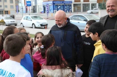 Başkan &Ccedil;olakbayrakdar: "Evlatlarımız i&ccedil;in her parka toprak alan yapıyoruz"
