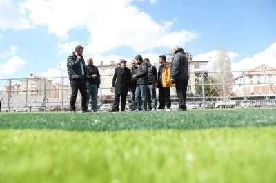 Başkan &Ccedil;olakbayrakdar: "Her alanda gen&ccedil;lerimizin yanındayız, geleceğin sporcuları bu statta yetişecek
