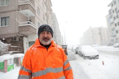 Başkan &Ccedil;olakbayrakdar: "Modern ara&ccedil;larımızla Kocasinan&rsquo;ın her noktasındayız"
