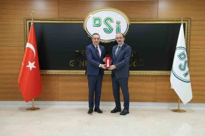 Başkan Dere, DSİ Genel M&uuml;d&uuml;r&uuml; Balta&rsquo;yla il&ccedil;edeki altyapı projelerini değerlendirdi
