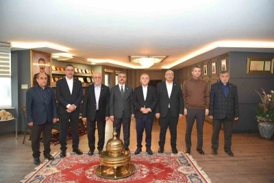 Başkan Dumandağ, "Elazığ&rsquo;ı daha ileriye taşınması i&ccedil;in &ccedil;alışmalarımızı kararlılıkla s&uuml;rd&uuml;receğiz"
