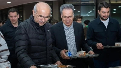 Başkan Er ile Rekt&ouml;r Akpolat sahur programında &ouml;ğrencilerle bir araya geldi
