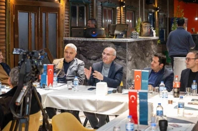 Başkan Er, MİAD y&ouml;netimi ve &uuml;yeleriyle bir araya geldi
