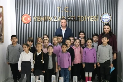 Başkan Ercan minik &ouml;ğrencileri belediyede ağırladı
