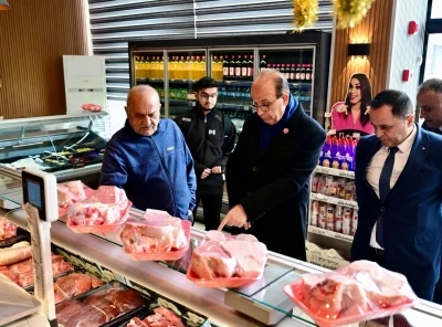 Başkan Ge&ccedil;it; " Hemşerilerimizin g&uuml;venli ve sağlıklı gıdaya erişimi &ouml;nceliğimizdir"
