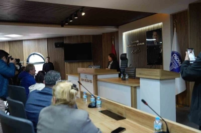 Başkan Gen&ccedil;ay, pazaryerleri s&uuml;recine ilişkin a&ccedil;ıklamalarda bulundu
