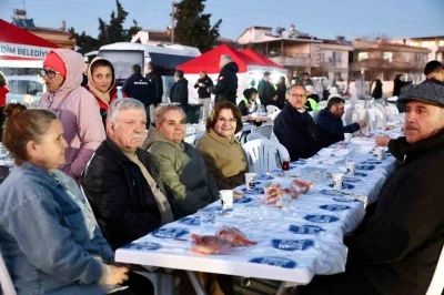 Başkan Gen&ccedil;ay: "Sofralarımız paylaştık&ccedil;a g&uuml;zelleşiyor"
