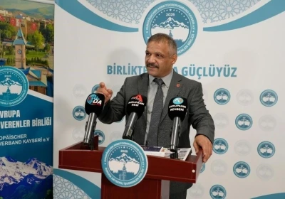 Başkan Hızar: &quot;Mütercimler, halkı gurbetçilere karşı kin ve düşmanlığa tahrik suçu işlemiştir&quot;
