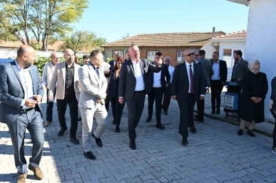 Başkan Karabatı: &quot;Masa başı belediyeciliği yapmıyoruz, her gün sahadayız&quot;
