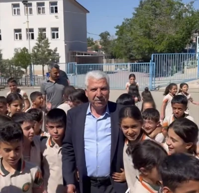 Başkan Karamehmetoğlu&rsquo;ndan eğitime destek
