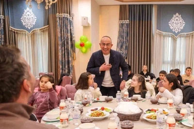 Başkan Kavuş, &ccedil;ocukların ilk oru&ccedil; ve ilk iftar heyecanını paylaştı

