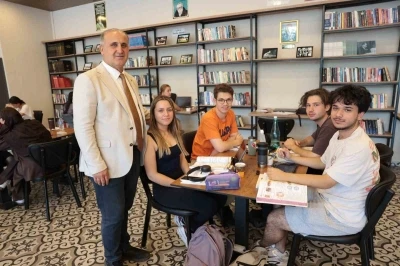 Başkan Kaya&rsquo;dan YKS &ouml;ncesi &ouml;ğrencilere moral ziyareti
