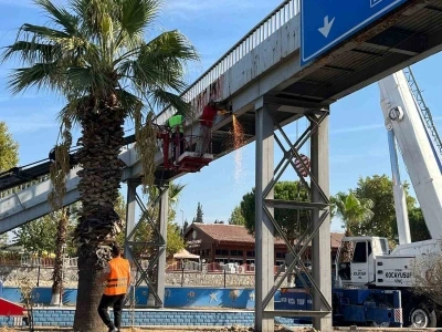 Başkan Kaya talep etti, atıl üst geçit kaldırılıyor
