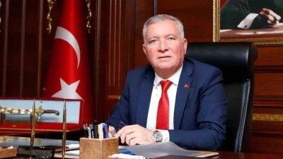 Başkan Kepenek: "Geleceğin mimarı &ccedil;ocuklarımızın bayramı kutlu olsun"
