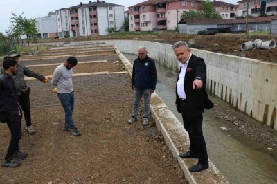 Başkan Koloğlu dere ıslah &ccedil;alışmaları yerinde incelendi
