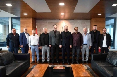 Başkan Kotan, ulaşım esnafıyla bir araya gelerek talepleri dinledi
