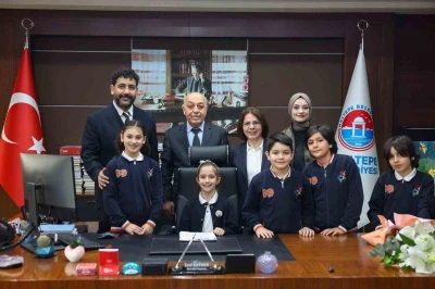 Başkan K&ouml;ymen koltuğunu devretti; yeni başkandan &ccedil;evre &ouml;nerisi geldi

