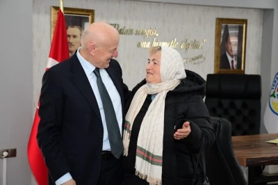 Başkan Kul: "G&ouml;n&uuml;l kapılarımız vatandaşlarımıza her zaman sonuna kadar a&ccedil;ık"
