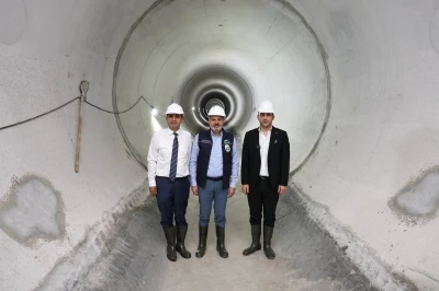 Başkan &Ouml;nt&uuml;rk, T&uuml;rkiye&rsquo;nin en b&uuml;y&uuml;k atık su t&uuml;neli projesini inceledi
