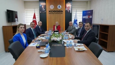 Başkan &Ouml;zakalın KOSGEB j&uuml;ri toplantısına katıldı
