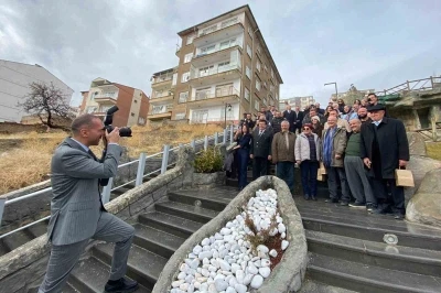 Başkan &Ouml;zdemir: "Gazeteciler en &ouml;zel g&uuml;nlerinde bile mesleklerini bırakamıyor"
