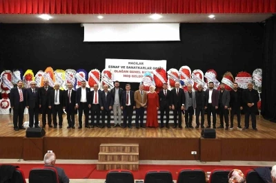 Başkan &Ouml;zdoğan: "Esnafımız, Hacılar&rsquo;ımızın temel direğidir"
