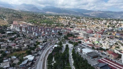 Başkan Özdoğan: &quot;Kış gelmeden vatandaşlarımız evlerine yerleşecek&quot;
