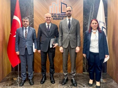 Başkan &Ouml;zl&uuml; kentsel d&ouml;n&uuml;ş&uuml;m s&uuml;recini hızlandırıyor

