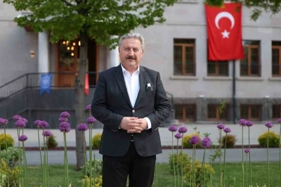 Başkan Palancıoğlu: "Annelerimiz kalplerimizin huzuru, g&uuml;veli limanlarımız"
