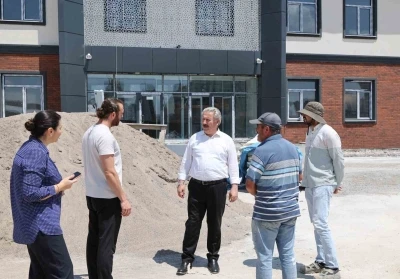 Başkan Palancıoğlu, Yıldırım Beyazıt Mahallesi&rsquo;ndeki okul &ccedil;alışmalarını inceledi
