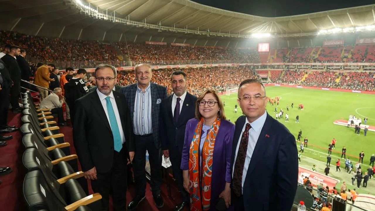 Başkan Şahin'den Gaziantep FK'ya Tebrik Mesajı