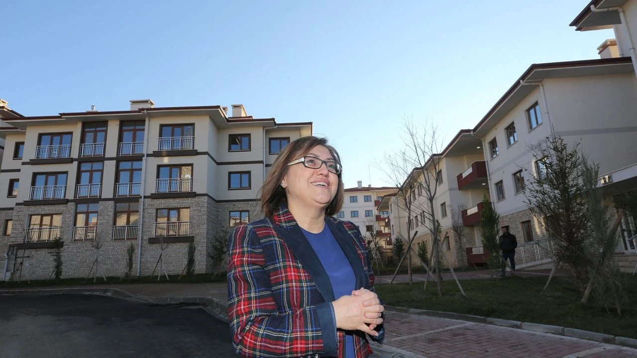 Başkan Şahin'den Müjde: 100 Konutluk Dev Adım