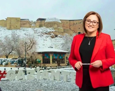 Başkan Şahin&rsquo;den net uyarı: &ldquo;&Ouml;zel ara&ccedil;larla trafiğe &ccedil;ıkmayın&rdquo;