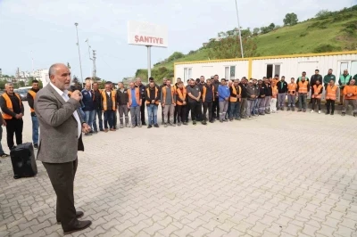 Başkan Sandık&ccedil;ı, personelle bayramlaştı
