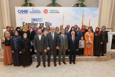 Başkan Sandıkçı: &quot;Camiler, birlik ve beraberliğimizin sembolü&quot;
