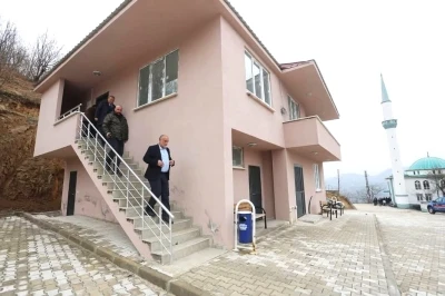 Başkan Sandık&ccedil;ı: "Yeni sosyal alanları hizmete sunuyoruz"
