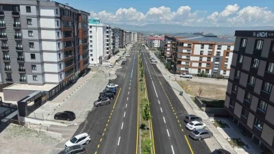 Başkan Sekmen: "Yol medeniyettir, kalkınmadır, &uuml;retimdir"
