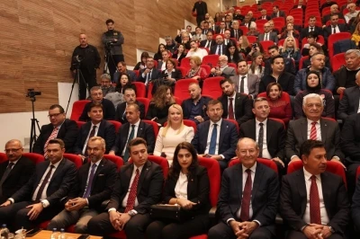 Başkan Şeniz Doğan&rsquo;a EGF&rsquo;den &ouml;d&uuml;l
