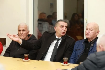 Başkan Şimşek&rsquo;ten &Ccedil;erkezmahmudiye Mahallesi&rsquo;nde inceleme

