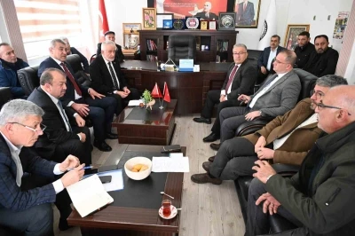 Başkan Ş&uuml;kr&uuml; Başdeğirmen Aksu&rsquo;da muhtarların taleplerini dinledi
