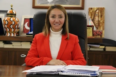Başkan Tekin&rsquo;den Pazaryeri&rsquo;ne 3 spor tesisi m&uuml;jdesi
