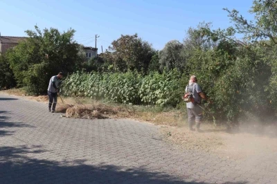 Başkan Tetik: &quot;82 mahallede temizlik çalışmaları sürecek&quot;
