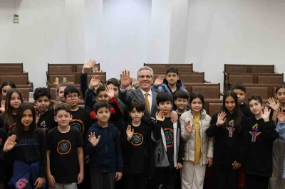 Başkan Tetik: "G&ouml;zlerinizdeki ışık hi&ccedil; s&ouml;nmesin"
