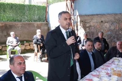 Başkan Toptaş: "Muhtarlarımızdan gelen her talep, bizim i&ccedil;in bir g&ouml;revdir"
