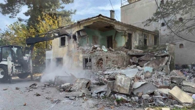 Başkan Türkel: &quot;Kaçak yapılaşmaya ve metruk yapılara geçit vermeyeceğiz&quot;
